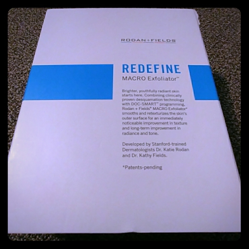 Redefine Macro Exfoliator